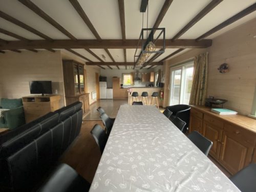 07 Eetkamer vakantiewoning naardurbuy