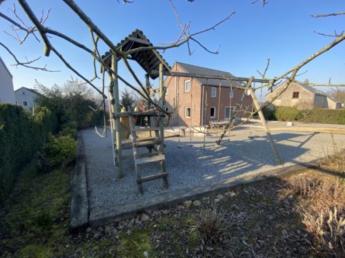 17 Zicht op de tuin vakantiewoning naardurbuy