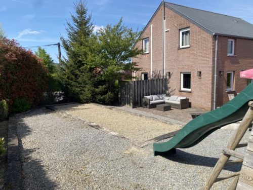 19 Zicht op de tuin vakantiewoning naardurbuy